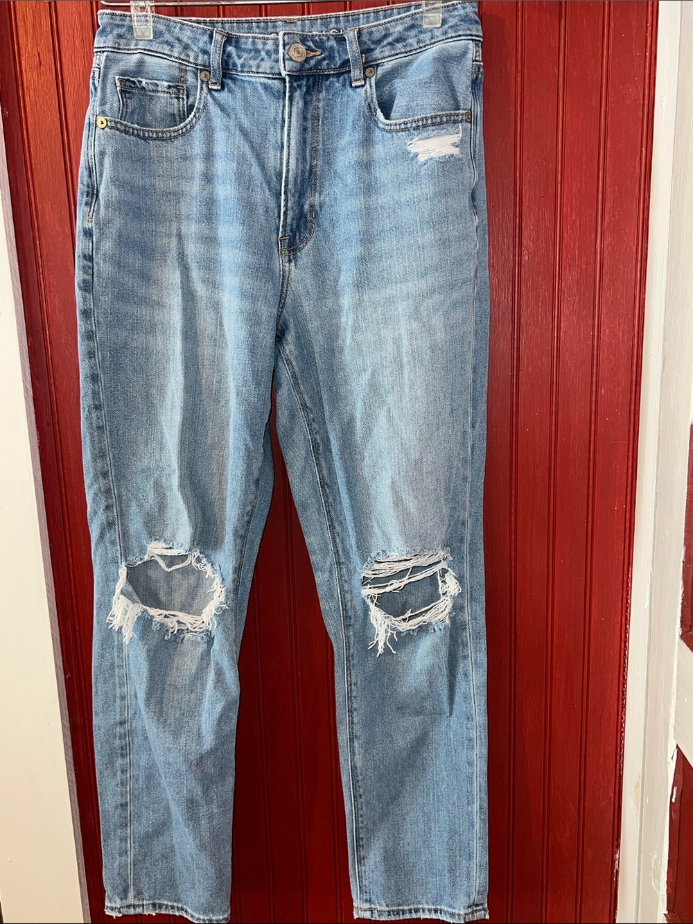 Light Blue Distressed Women’s Mom Jeans 6